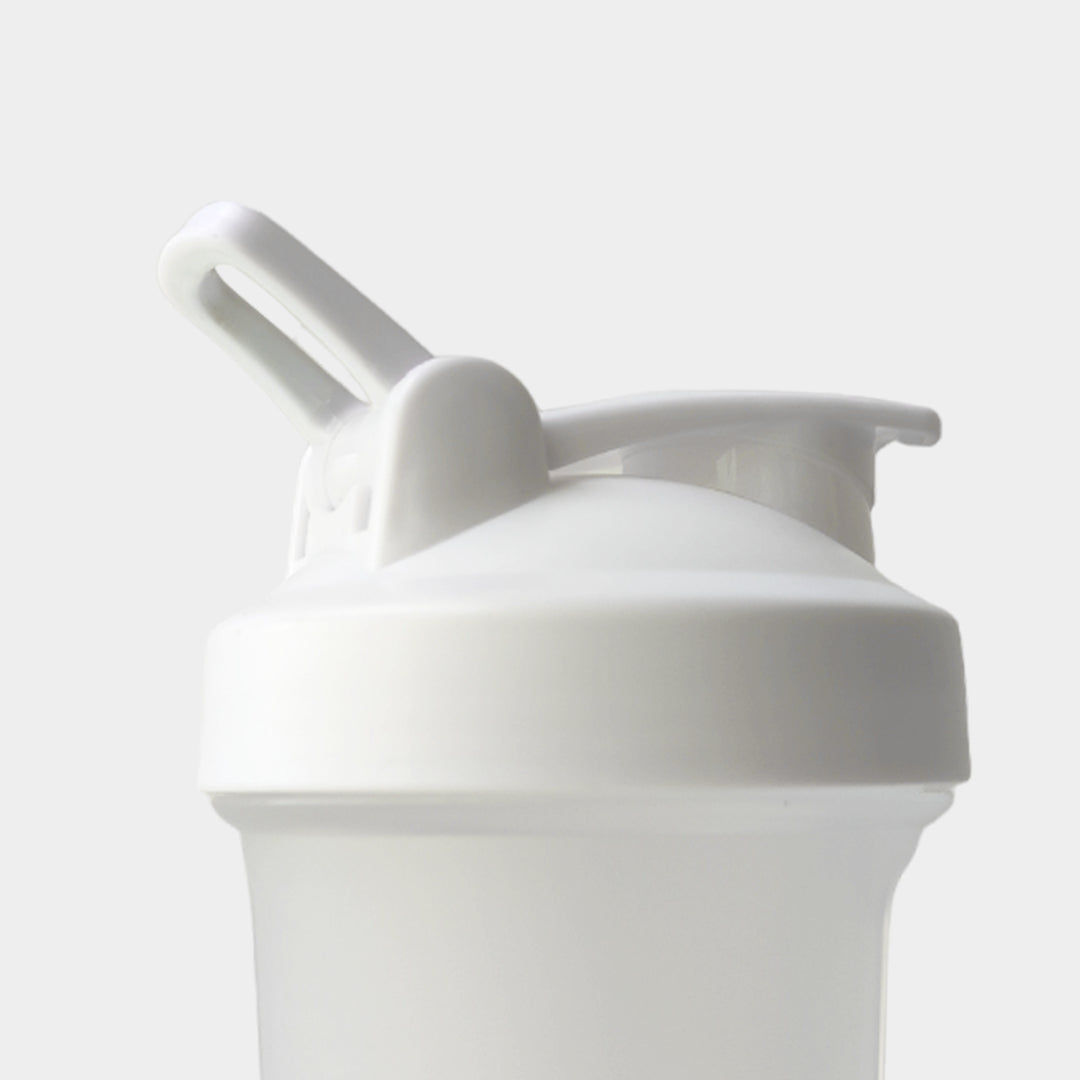 Handy clip on the lid of the mini shaker